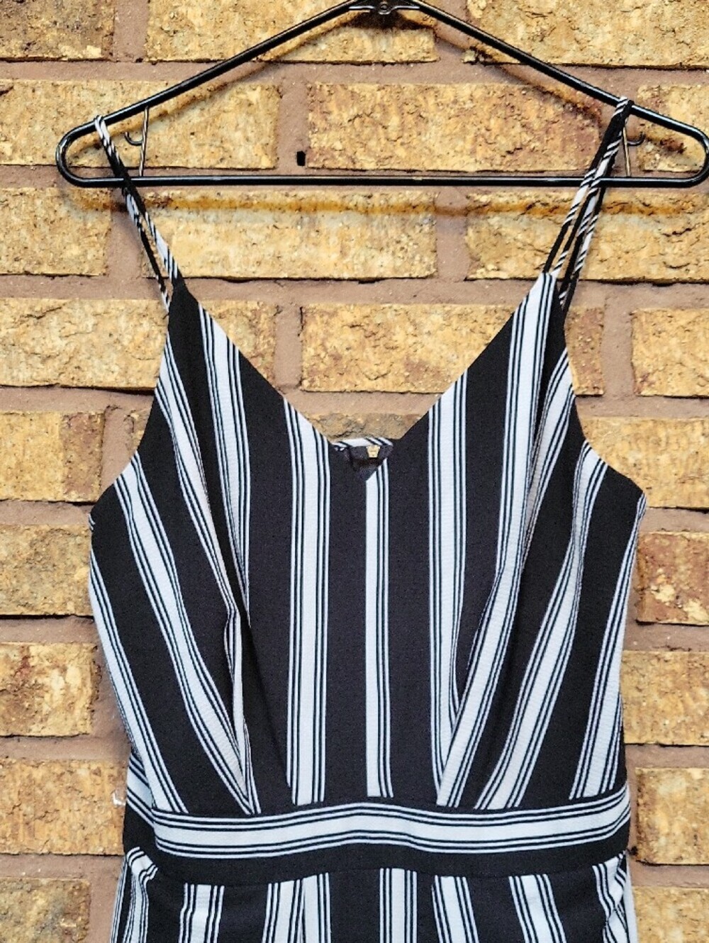 I.N. San Francisco Black and White Vertical-Stripe Slit Jumpsuit Size 7 Stretch - Picture 5 of 13